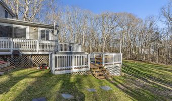 22 Patricia Ct, Ledyard, CT 06335