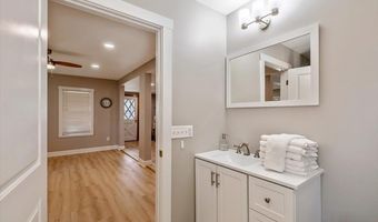 321 E Alburgh Rd, Alburgh, VT 05440