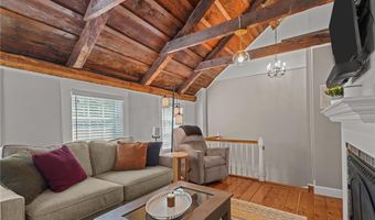 275 Hope St, Bristol, RI 02809