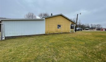 10236 Manchester Ave SW, Beach City, OH 44608