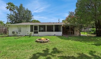 812 AGNES Dr, Altamonte Springs, FL 32701
