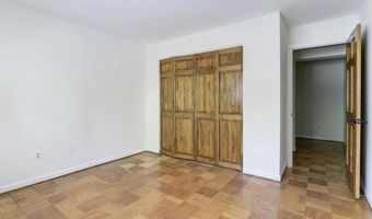 10667 MONTROSE Ave M-4, Bethesda, MD 20814