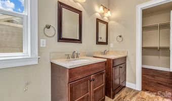 48 Asher Ln, Arden, NC 28704