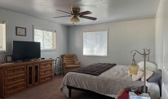 643 S Main St, Cascade, ID 83611