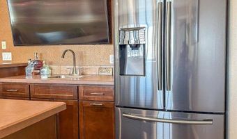 1408 Riverwood Dr, Bismarck, ND 58504