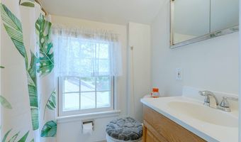 868 Davies Ave, Akron, OH 44306