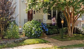 7716 EFFINGHAM Sq, Alexandria, VA 22315