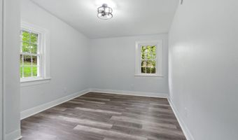 305 McCormack Rd, Albany, NY 12208