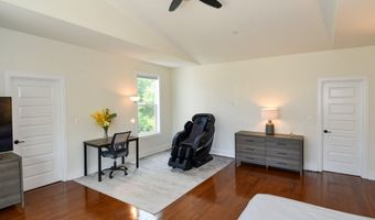 5802 WILMETT, Bethesda, MD 20817