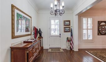 10853 Enclave Ln, Alpharetta, GA 30022