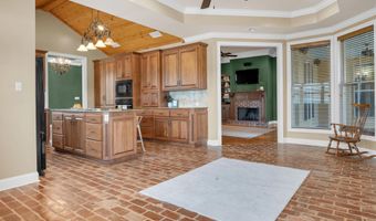 210 Grand Lake Dr, Arnaudville, LA 70512