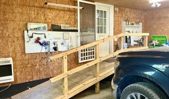 6947 205th Trl, Albia, IA 52531