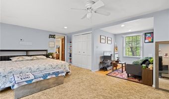 10 Bartlett Rd, Middletown, RI 02842