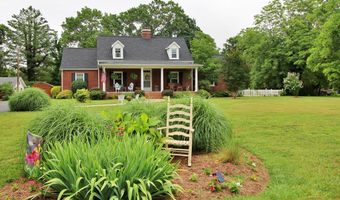1538 Redfields Rd, Appomattox, VA 24522