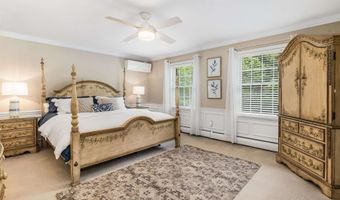 76 Plummer Rd, Bedford, NH 03110