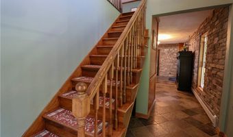 62 Summerdale Rd, Angola, NY 14006