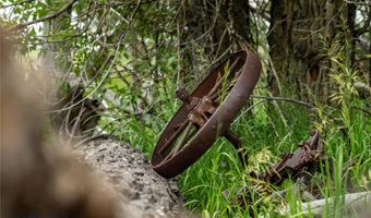 287 Spring Creek Rd, Absarokee, MT 59001