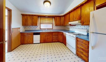 224 E Church St, Albion, NE 68620