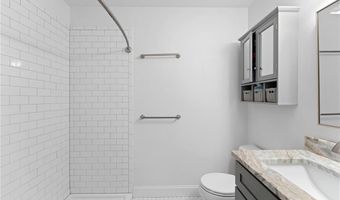 1196 Charles St 6, North Providence, RI 02904
