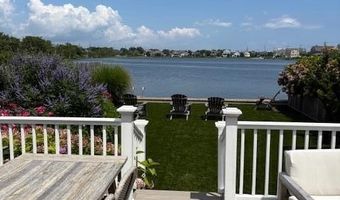 76 Bridge Avenue Unit Rear Cottage Rear Cottage, Bay Head, NJ 08742