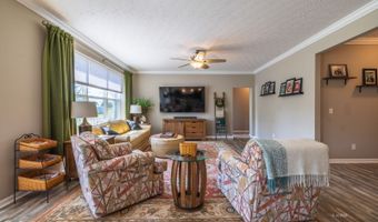 3028 Canterbury Ct, Albany, OH 45710