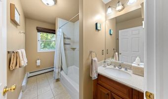 33 Perona Rd, Andover, NJ 07821