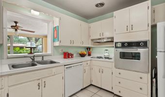 3007 HUNTINGTON St, Orlando, FL 32803