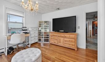23 Park St, North Providence, RI 02904
