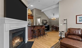 30 Brewer St 3, Newport, RI 02840