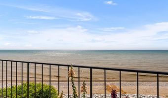 120 Summit Beach Dr, Algoma, WI 54201