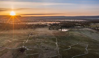 10771 E Langell Valley Rd, Bonanza, OR 97623