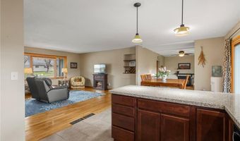 6684 133rd St W, Apple Valley, MN 55124