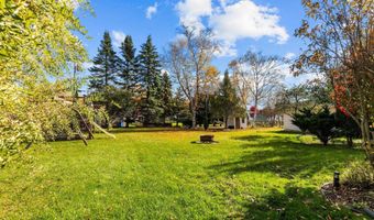 1200 S KERNAN Ave, Appleton, WI 54915