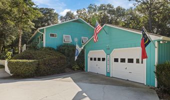 201 Hoop Pole Creek Dr, Atlantic Beach, NC 28512