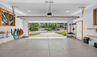 5574 Bantry Ln, Fitchburg, WI 53711