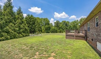 514 Honeysuckle Rdg, Asheboro, NC 27205