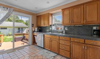 834 W GRANT St, Appleton, WI 54914