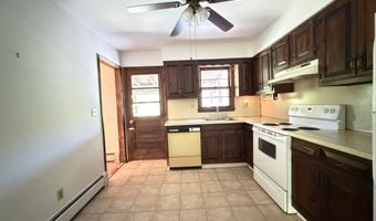 15 Bear Mountain Rd, Danbury, CT 06811
