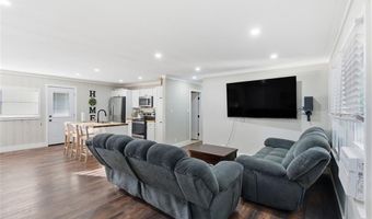 121 RIPLEY Ave, Adairsville, GA 30103