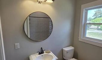 512 5th St N, Amory, MS 38821