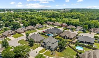 1706 Warwick Cir, Ardmore, OK 73401