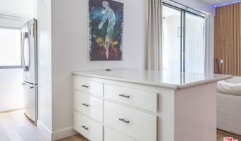 7250 Franklin Avenue 512, Los Angeles, CA 90046