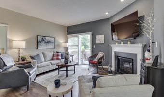3932 Kristi Way, Greenwood, IN 46142