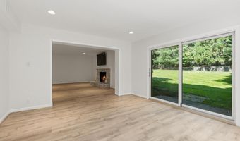 7009 LOCH LOMOND Dr, Bethesda, MD 20817