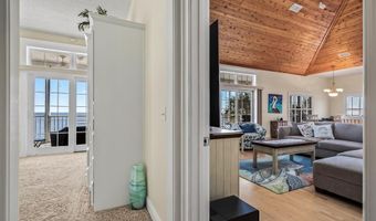 1039 Gulf Shore Blvd, Alligator Point, FL 32346