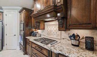 7015 Westshore Ave, Benton, AR 72019