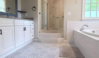 1060 Crabapple Trce, Alpharetta, GA 30004