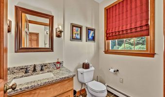 11 Loft Cir, Campton, NH 03223