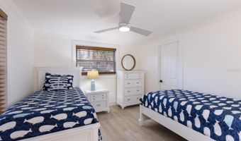 212 OAK Ave, Anna Maria, FL 34216