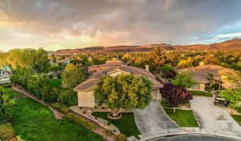 71 Fountainhead Cir, Henderson, NV 89052